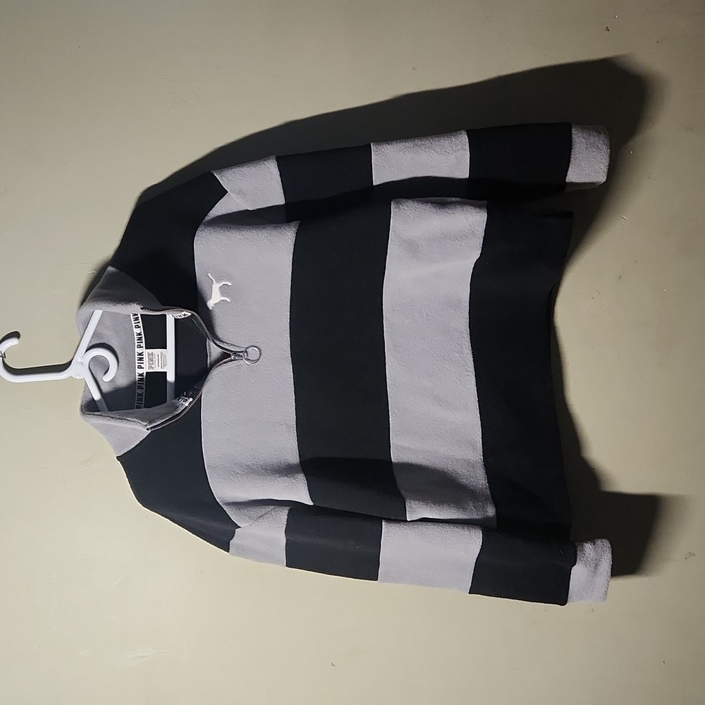 Victoria's Secret PINK Size small black and grey fleece